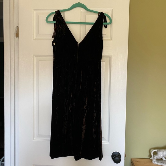 Vintage Chocolate Brown Crushed Velvet Dress - Picture 5 of 9